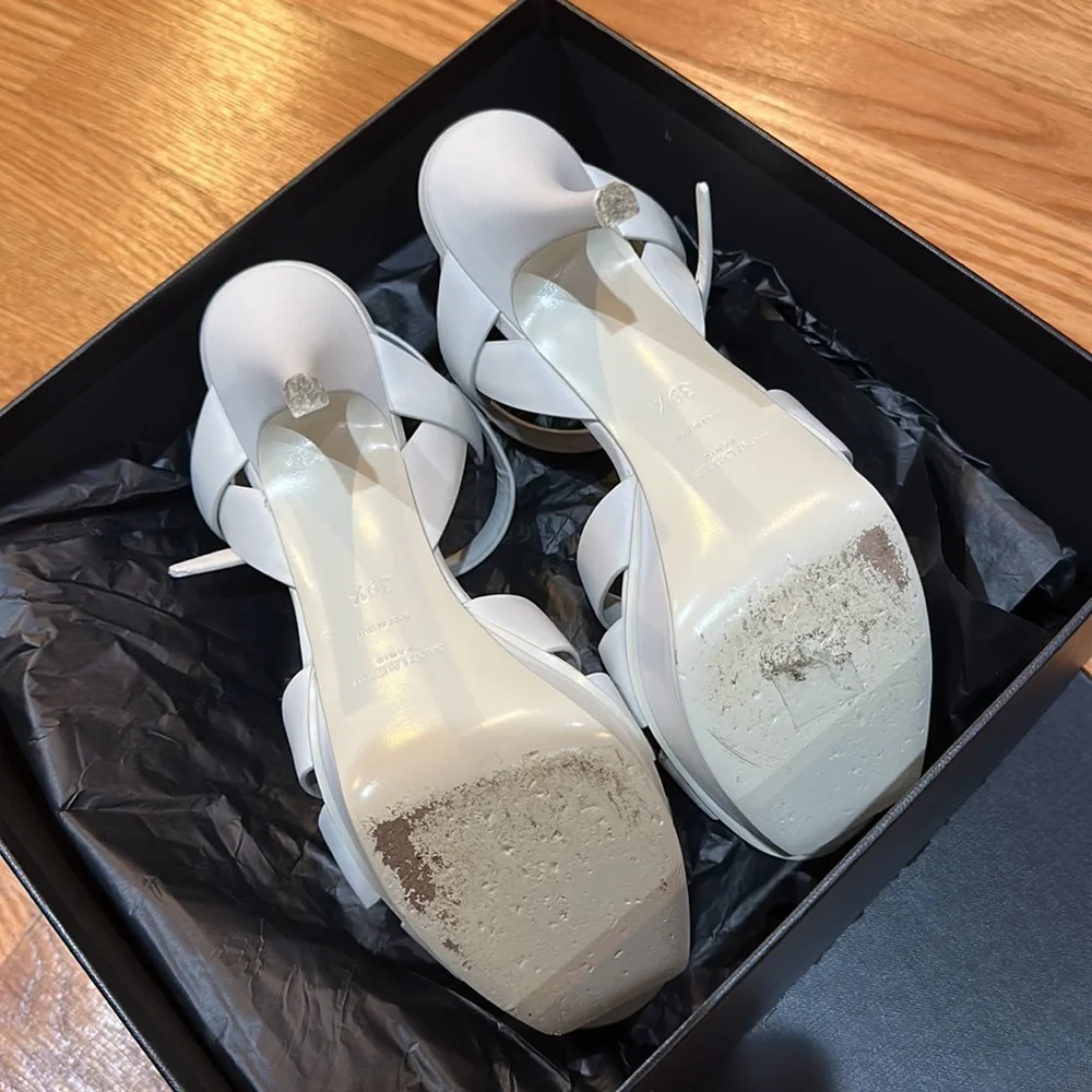 Heels - Picture 4 of 6